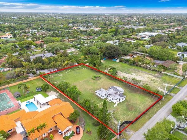 9840 SW 60th St, Miami, FL 33173