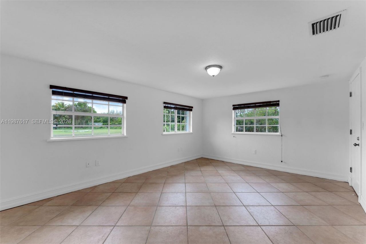 9840 SW 60th St, Miami, FL 33173 Photo