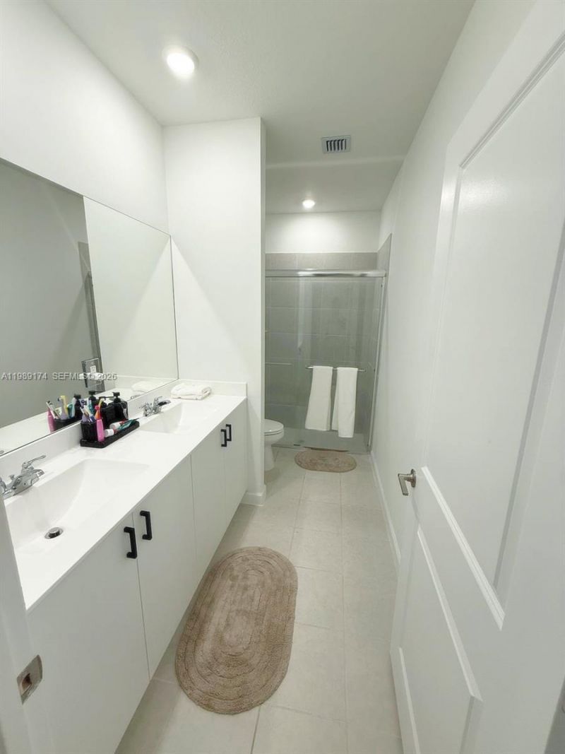 2402 SE 30th St , Homestead, FL 33035 Photo