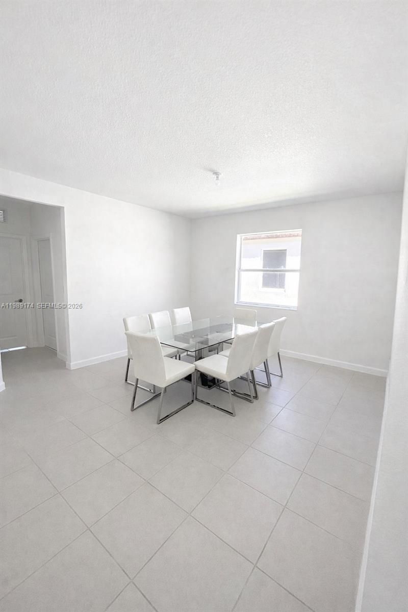 2402 SE 30th St , Homestead, FL 33035 Photo