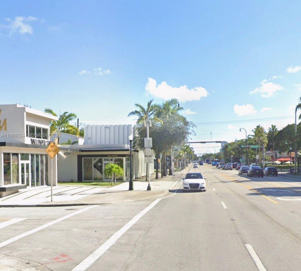 7111 Biscayne Blvd , Miami, FL 33138 Photo