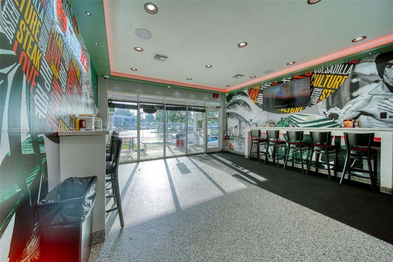 Completely Remodeled Restaurant On 184th Street Of, Cutler Bay, FL 33157 Photo