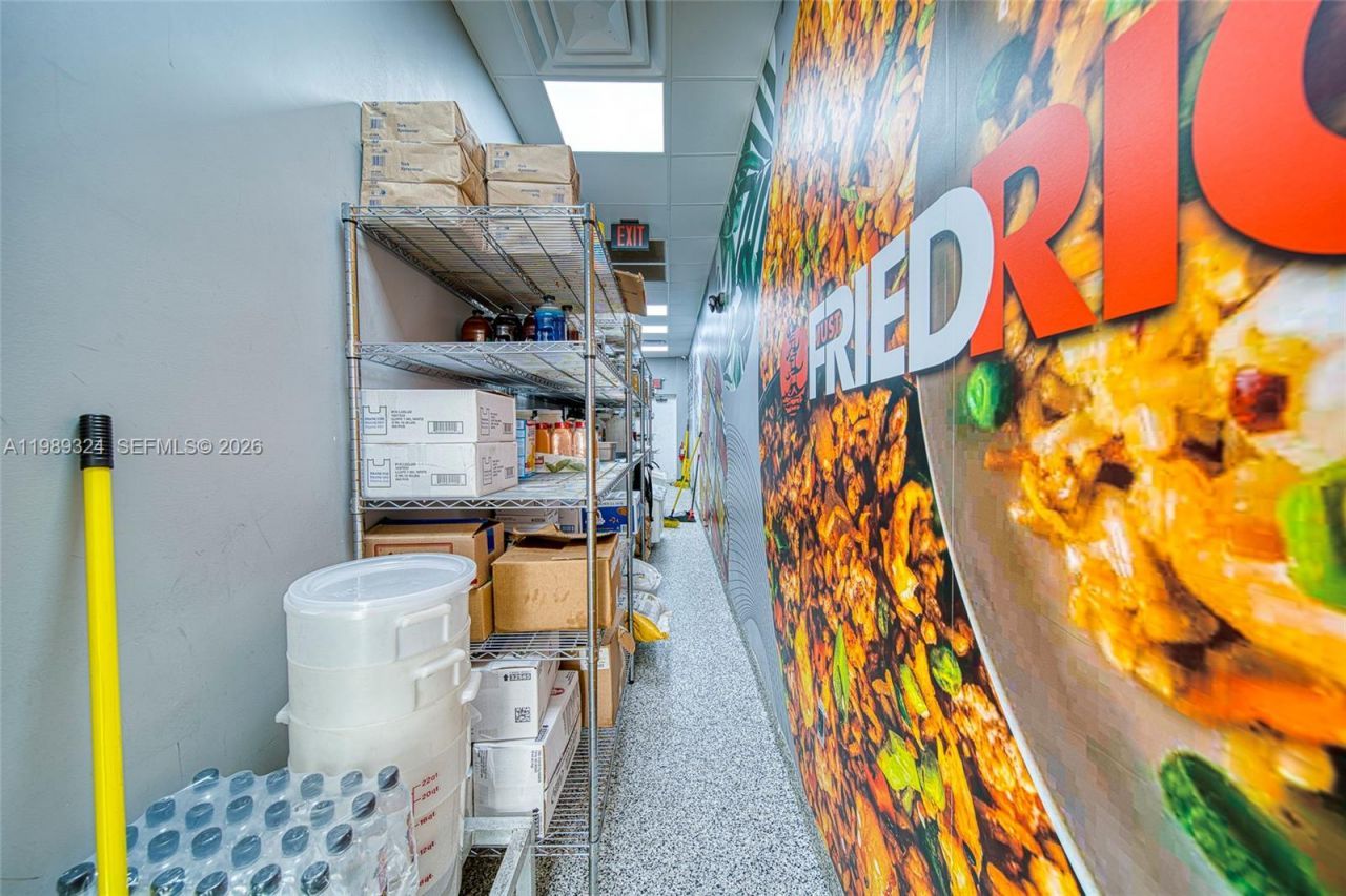 Completely Remodeled Restaurant On 184th Street Of, Cutler Bay, FL 33157 Photo