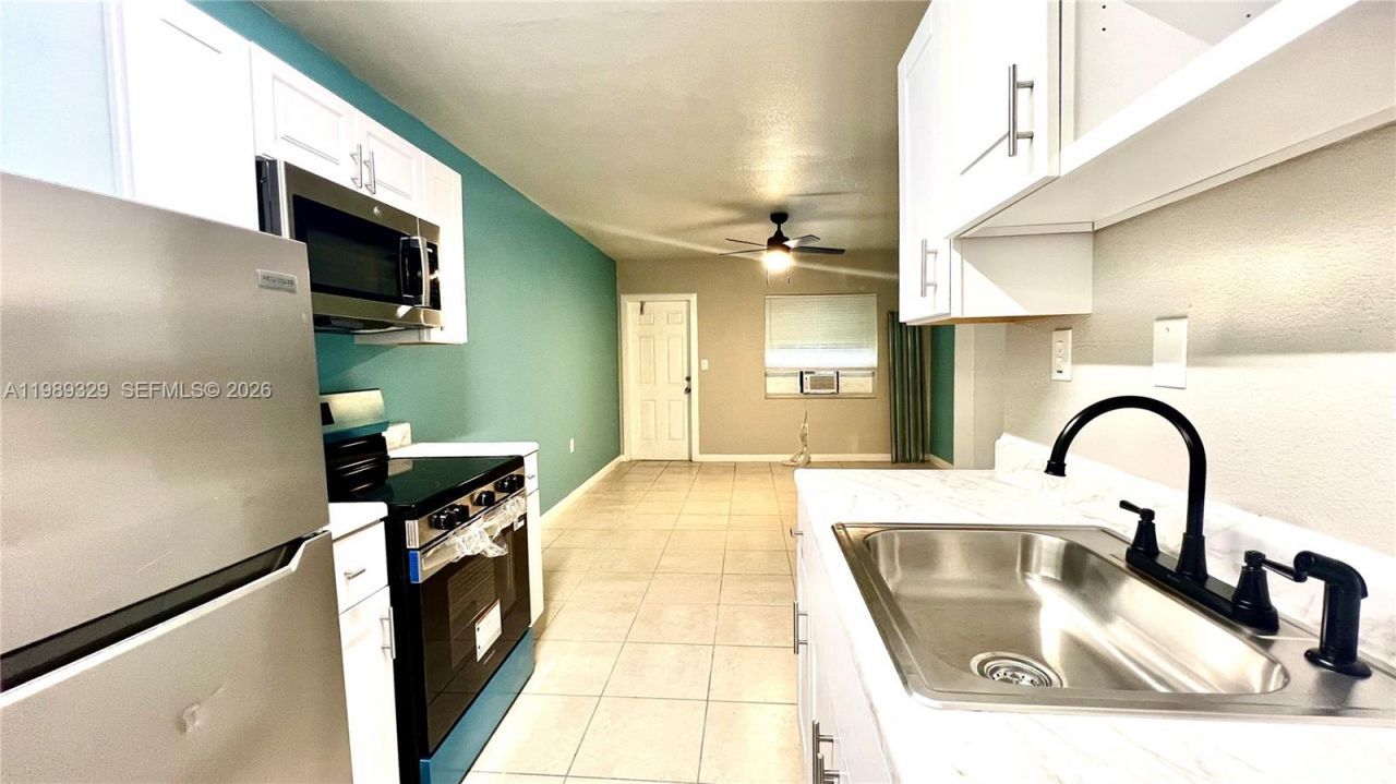 1308 N 21st St , Unit B, Fort Pierce, FL 34950 Photo