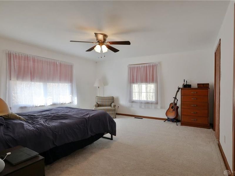 375 N Fostoria Avenue, Springfield, OH 45503 Photo 24