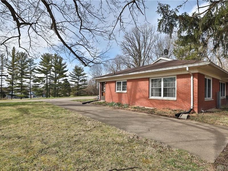 375 N Fostoria Avenue, Springfield, OH 45503 Photo 45
