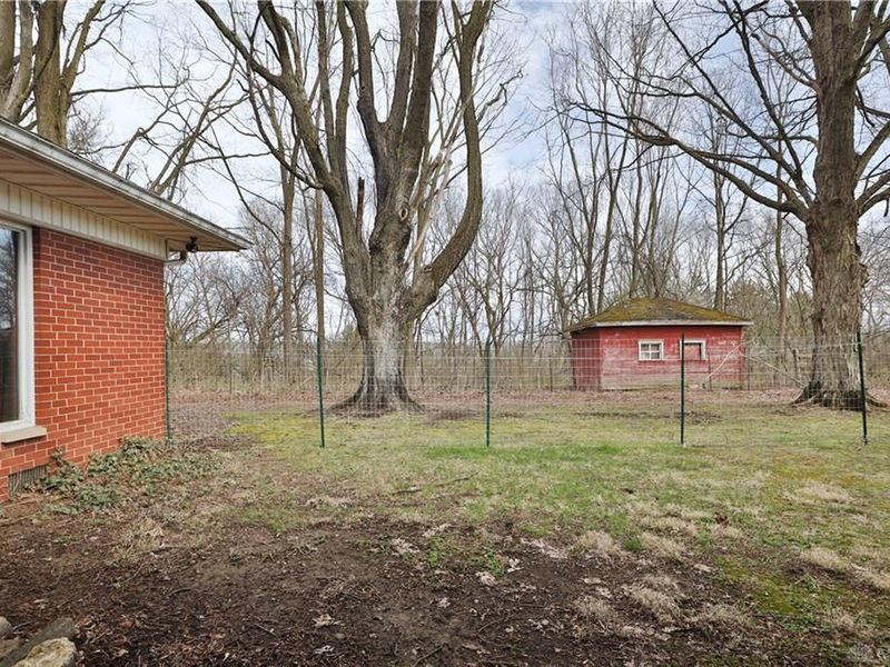 375 N Fostoria Avenue, Springfield, OH 45503 Photo 48