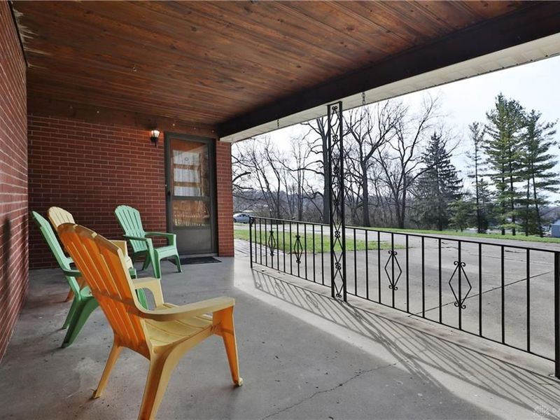 375 N Fostoria Avenue, Springfield, OH 45503 Photo 9