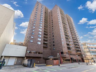 26 10th Street W, Unit 610, Saint Paul, MN 55102