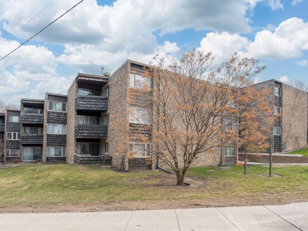 100 Cedar Street, Unit 305, Mankato, MN 56001