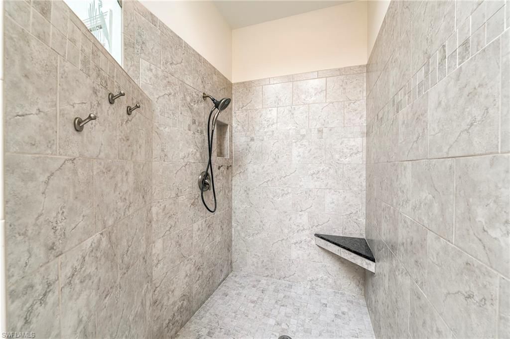 19321 Northbridge Way, Estero, FL 33967 Photo
