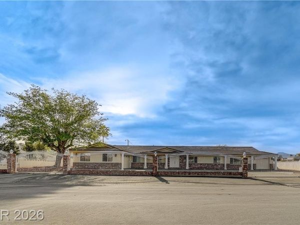 3015 El Camino Road, Las Vegas, NV 89146