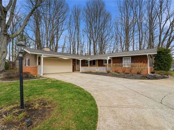6424 Walrath Circle , Ashtabula, OH 44004