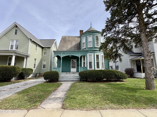 66 N Sandusky Street, Tiffin, OH 44883