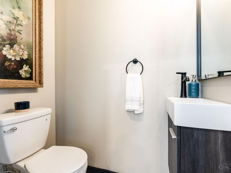 1144 Carmania Avenue, Cincinnati, OH 45238 Photo 6