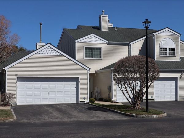 202 Gothic Circle , Manorville, NY 11949