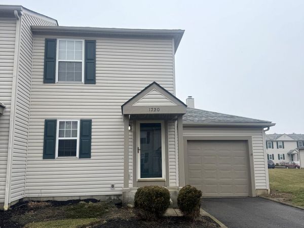 1720 Messner Drive , Unit 152F, Hilliard, OH 43026