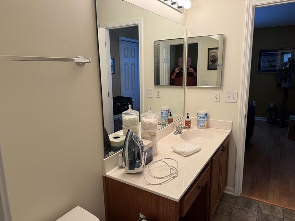 956 Palisade Circle Photo 12