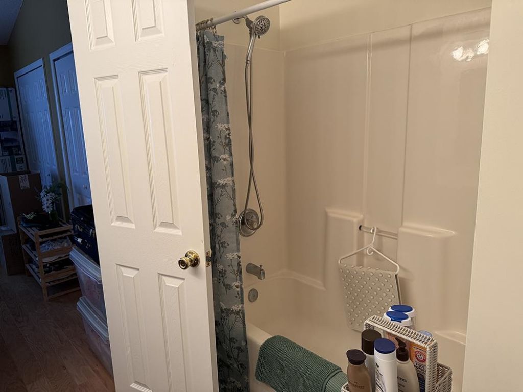 956 Palisade Circle Photo 13