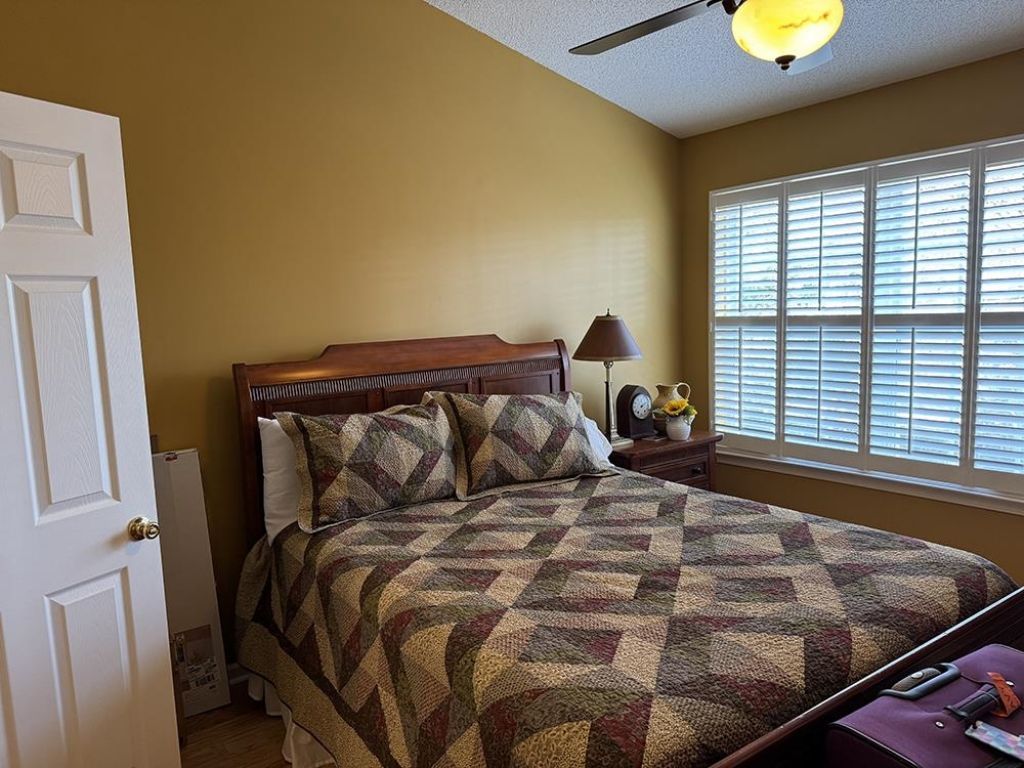 956 Palisade Circle Photo 15