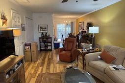 956 Palisade Circle photo 4