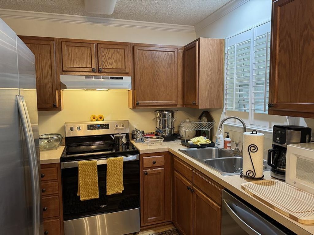 956 Palisade Circle Photo 4