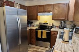 956 Palisade Circle photo 4