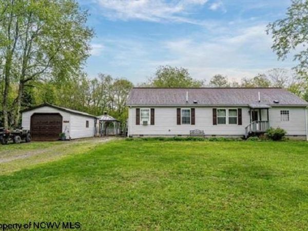 292 N Appalachian Drive, Bruceton Mills, WV 26525