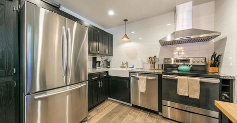 12802 Northwoods Boulevard, Truckee, CA 96161 Photo