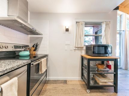 12802 Northwoods Boulevard, Truckee, CA 96161 Photo