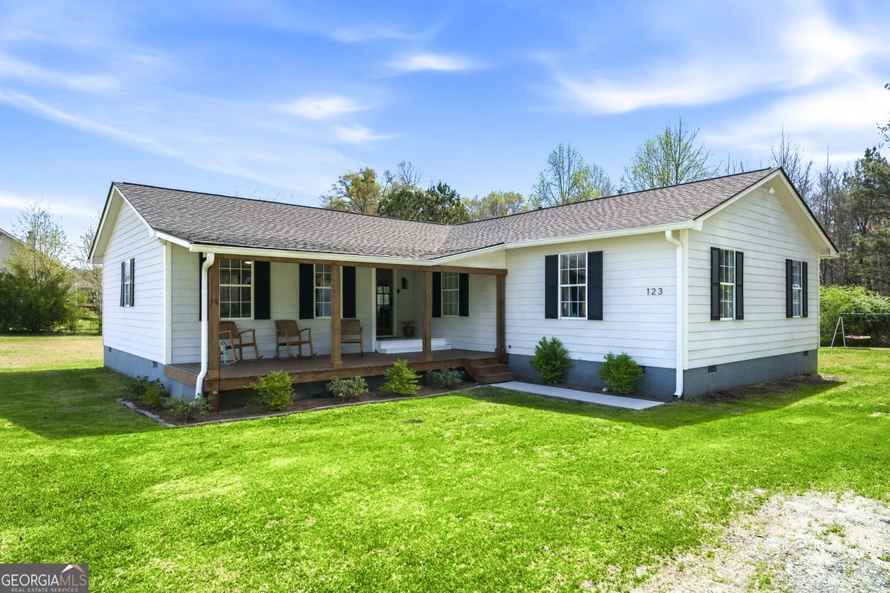 123 Mathews Road, Milner, GA 30257 Main Photo