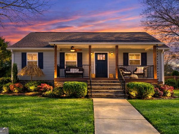 15 Taylor Street, Summerville, GA 30747