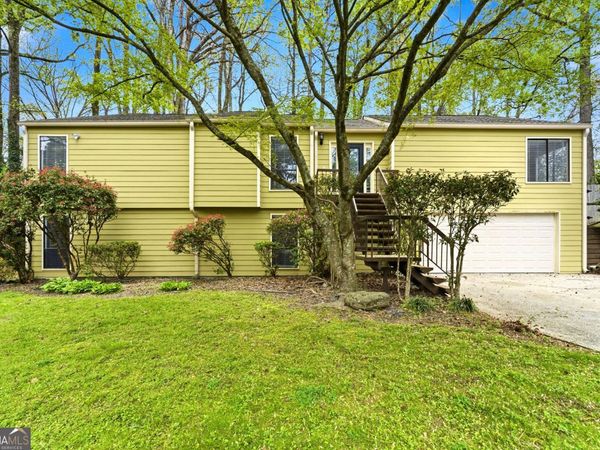 2754 Georgian Terrace, Marietta, GA 30068