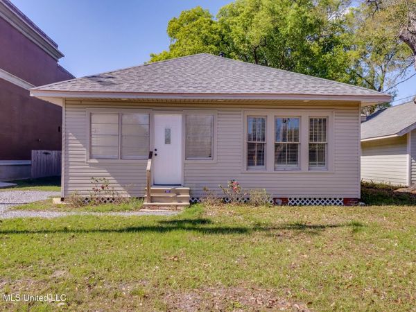 124 E Second Street, Long Beach, MS 39560