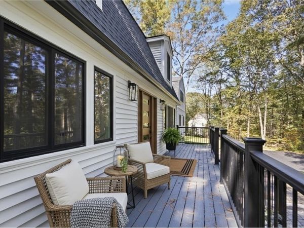 241 Prospect St, Franklin, MA 02038