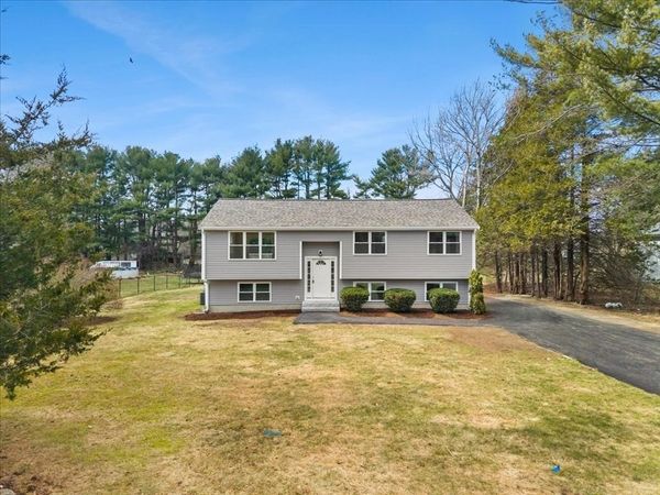 587 Bridge St, East Bridgewater, MA 02333
