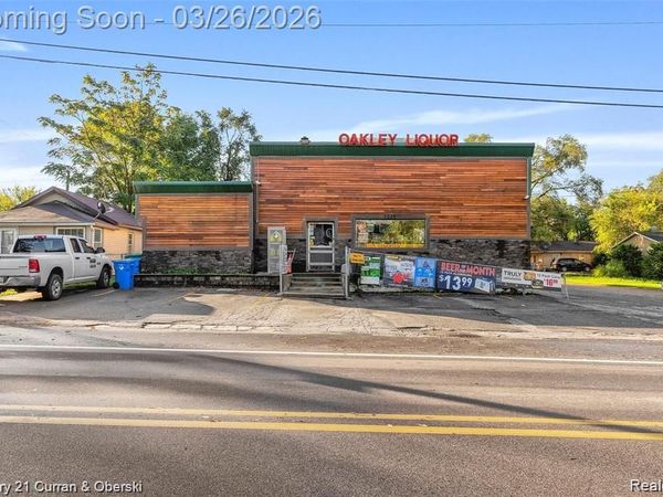 1215 W Oakley Park Road, Commerce Twp, MI 48390