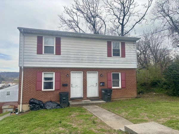339 Cedar AVE , Vinton, VA 24179