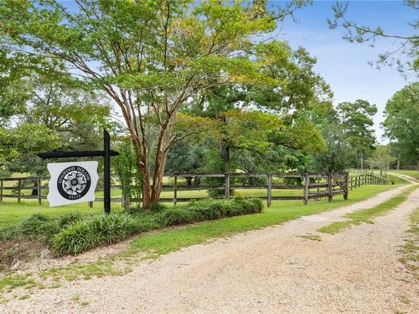 84132 HOLLIDAY Road, Folsom, LA 70437