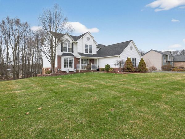 7233 N Lake Orchard Drive, Gregory, MI 48137