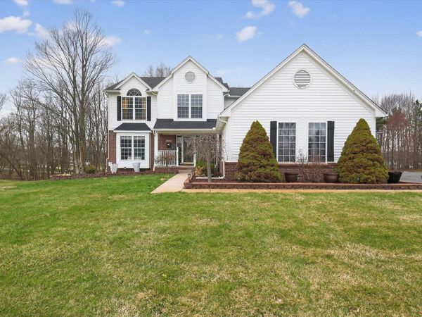 7233 N Lake Orchard Drive, Gregory, MI 48137