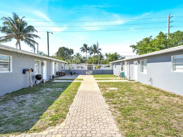 4733 Mulberry Street, Lake Worth Beach, FL 33461