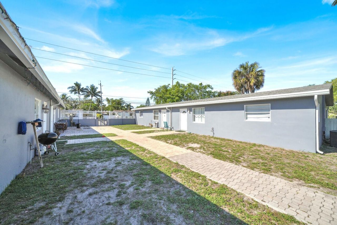 4733 Mulberry Street, Lake Worth Beach, FL 33461 Photo