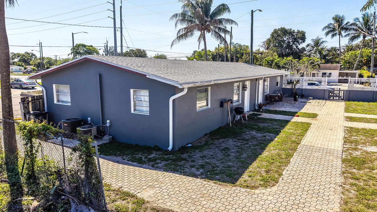 4733 Mulberry Street, Lake Worth Beach, FL 33461 Photo