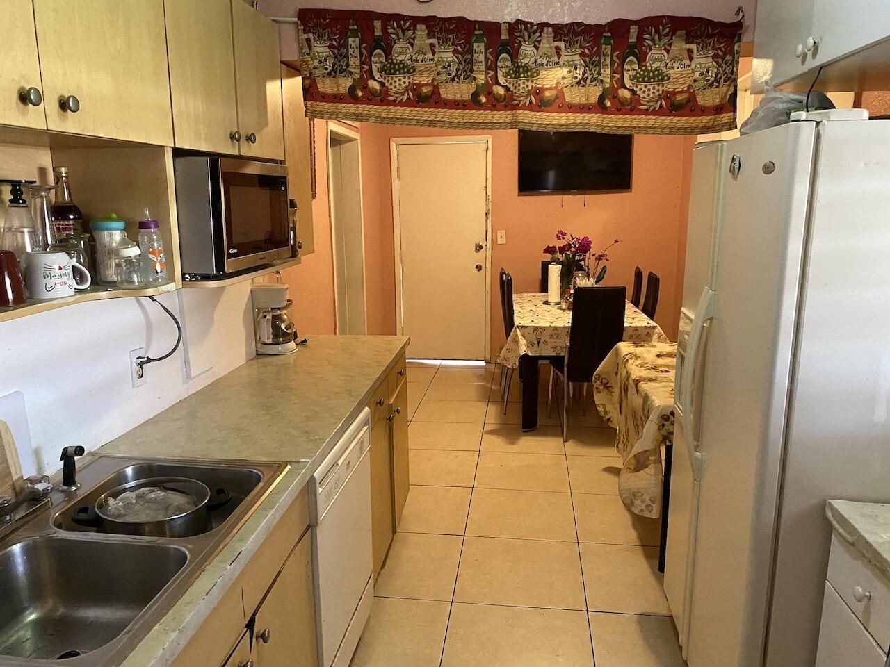 12920 Westview Drive, Unit 1, Miami, FL 33167 Photo