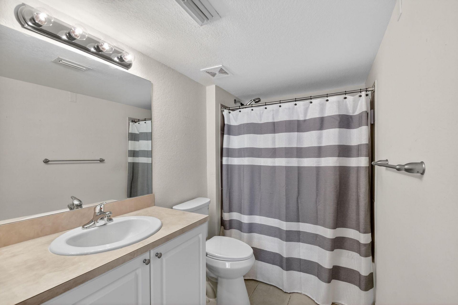 6769 Heritage Grande, Unit 2201, Boynton Beach, FL 33437 Photo