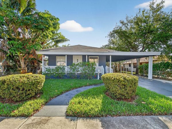 1006 S M Street, Lake Worth Beach, FL 33460