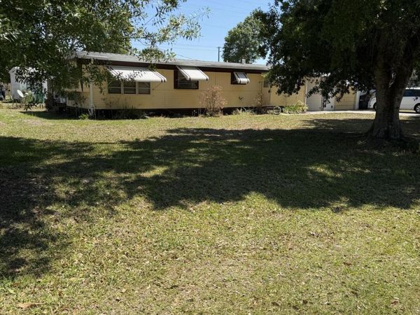 1106 NE 31st Terrace, Okeechobee, FL 34972