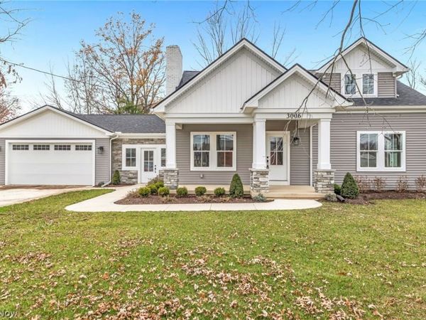 3006 Abbe Road , Sheffield Village, OH 44054