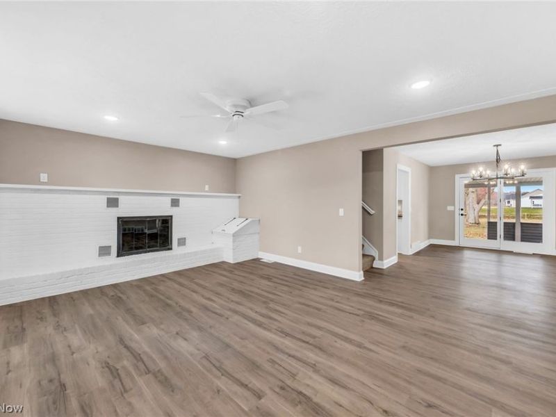 3006 Abbe Road, Sheffield Village, OH 44054 Photo 2